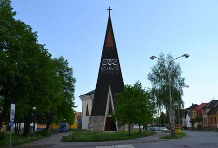 Kostel sv. Jana Nepomuckého Kylešovice