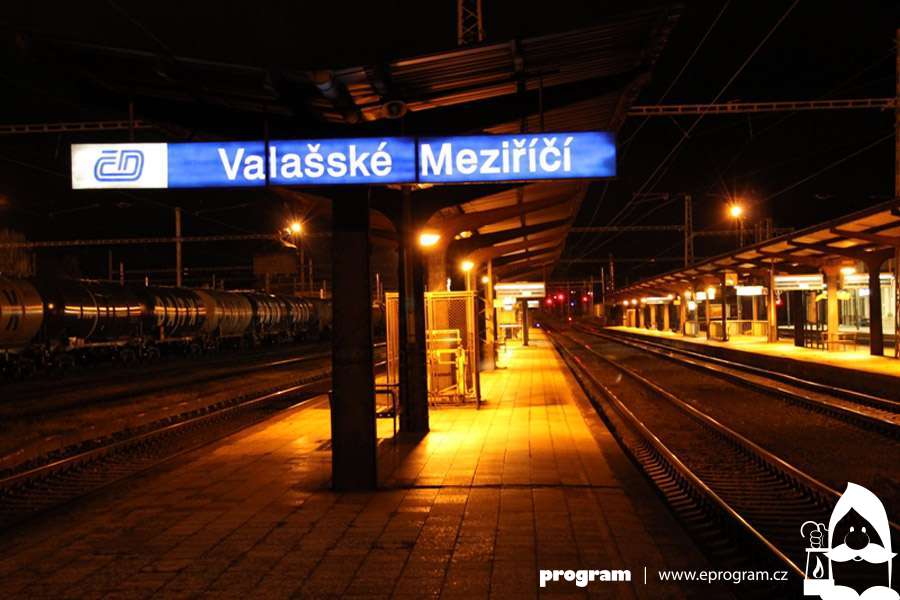 Vlakové nádraží Valašské Meziříčí