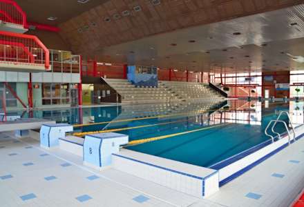 Krytý bazén Ostrava-Poruba (Sareza)