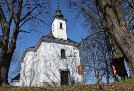 Kostel Povýšení sv. Kříže Moravský Beroun