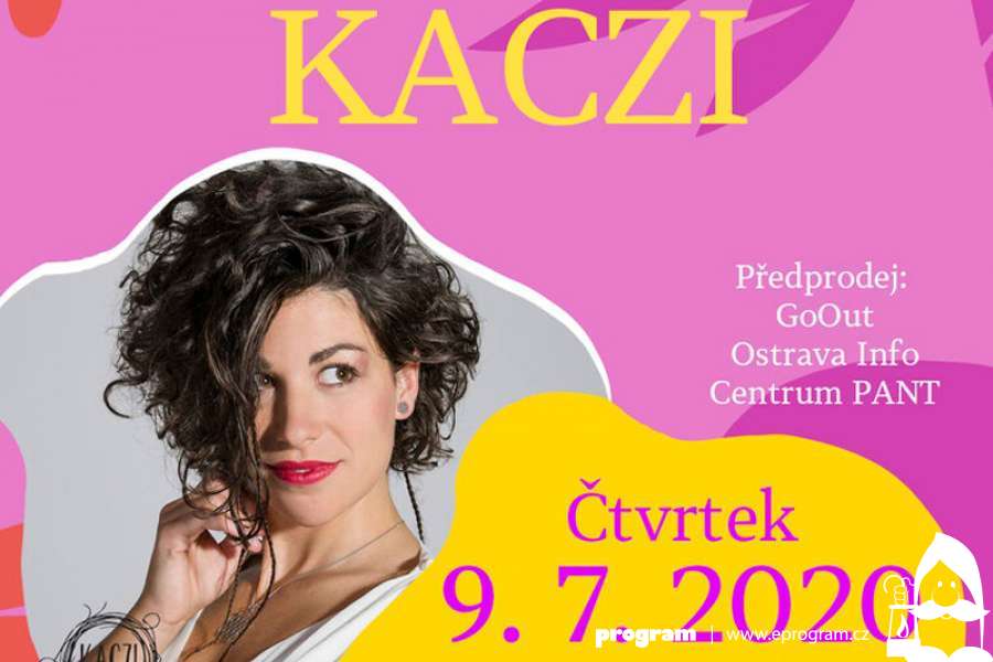 Kaczi: intimní koncert živelné písničkářky z Beskyd