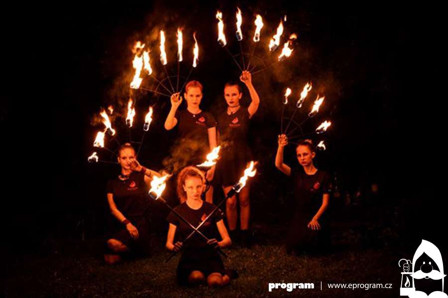 Růže draka: workshop a ohňová show