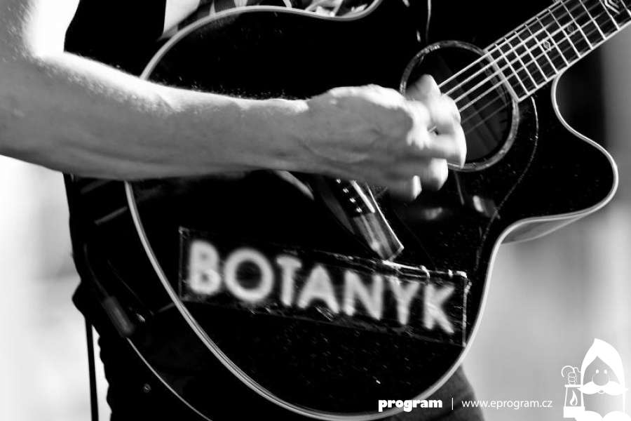 Léto plné hudby s kapelou Botanyk 
