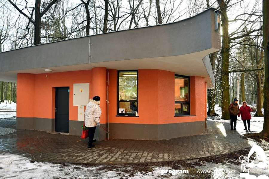 Bělský les má další bistro a nově i veřejné toalety