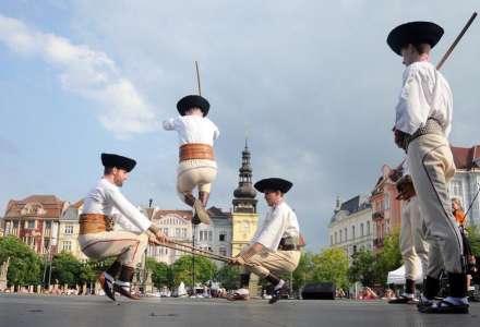 Ostravské ulice rozezní folklorní festival