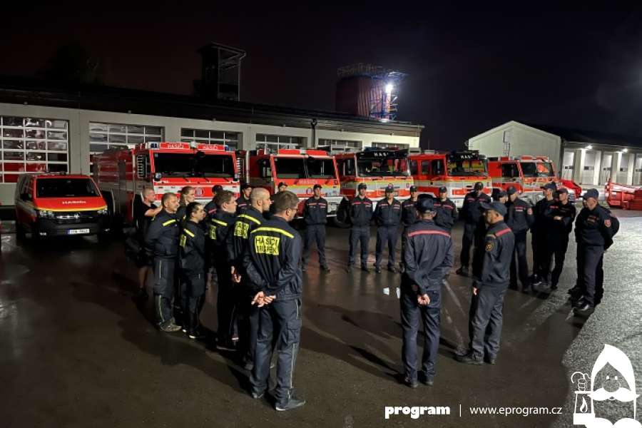 Z Moravskoslezského kraje vyjelo 36 hasičů na pomoc Českému Švýcarsku