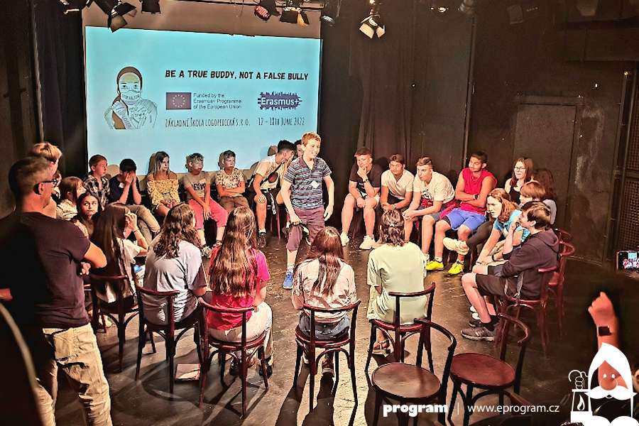 Na ostravském setkání žáků evropských škol se hrálo divadlo proti šikaně